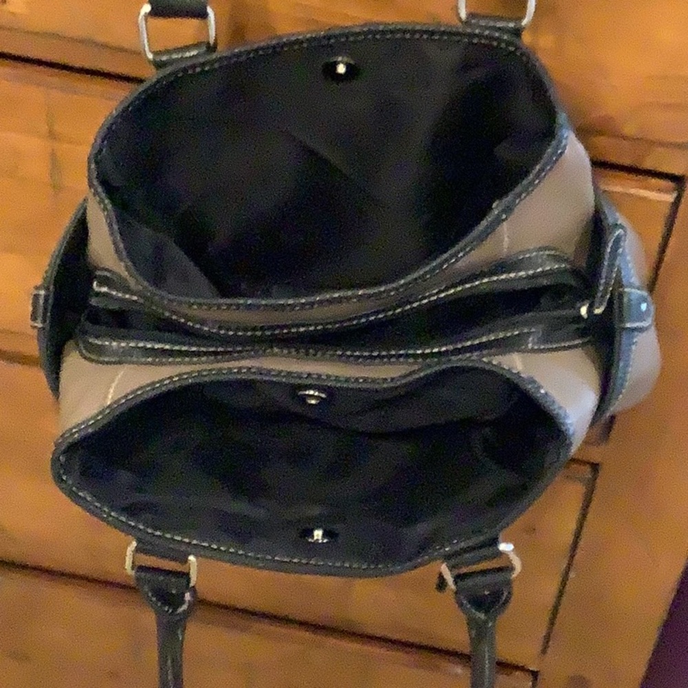 Purse - Picture 2 of 3